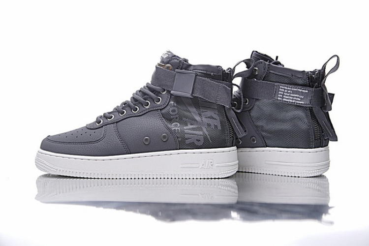 Nike SF Air Force 1 Utility Mid QS 