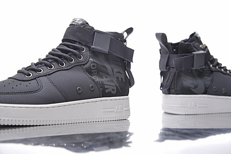 Nike SF Air Force 1 Utility Mid QS 