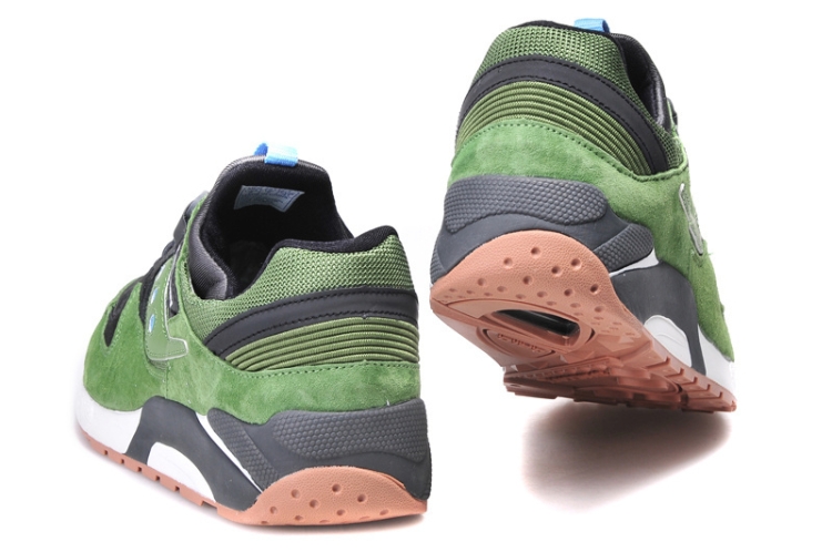  Saucony Grid 9000