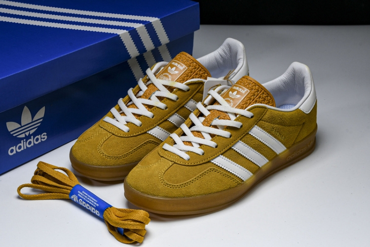  Adidas Gazelle Indoor HQ8716
