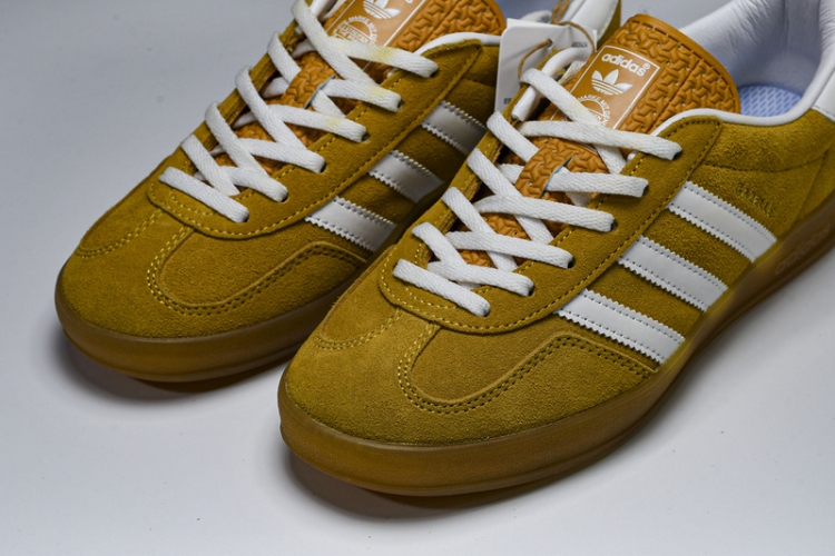  Adidas Gazelle Indoor HQ8716