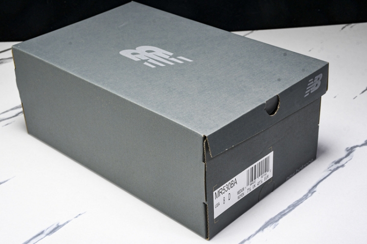  New Balance 530 MR530BA