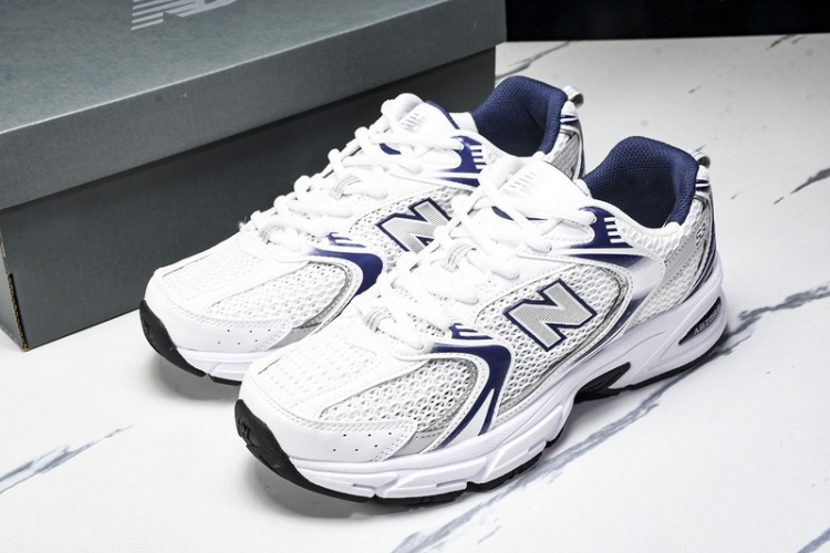  New Balance 530 MR530BA