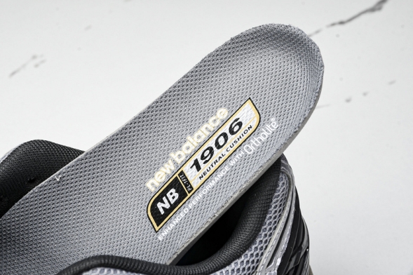 New Balance 1906 U1906AA 