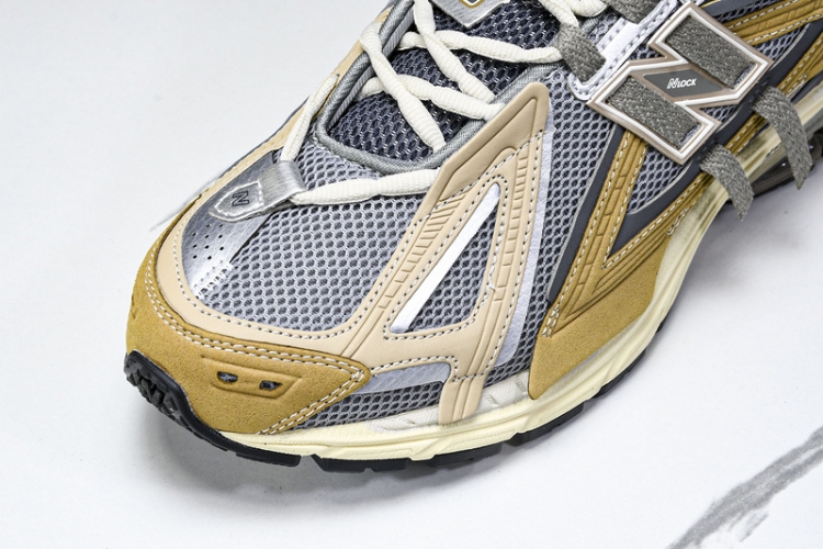  New Balance 1906 U1906AA