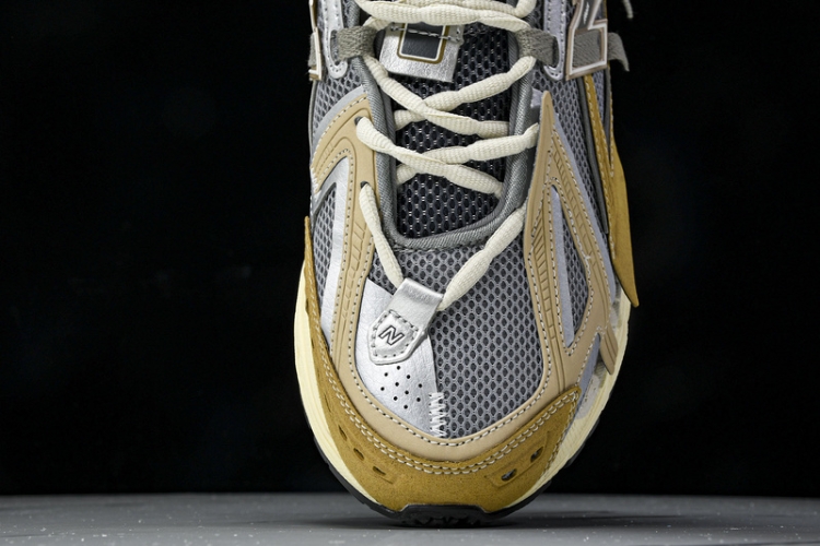  New Balance 1906 U1906AA