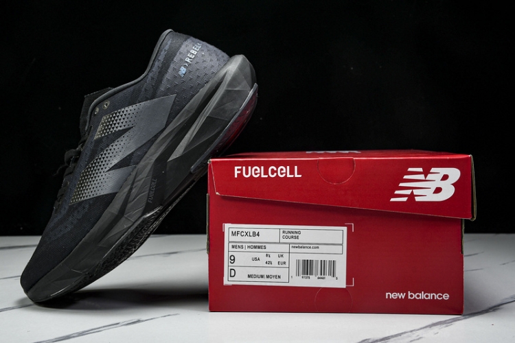  New Balance FuelCell Rebel V4 MFCXLB4 