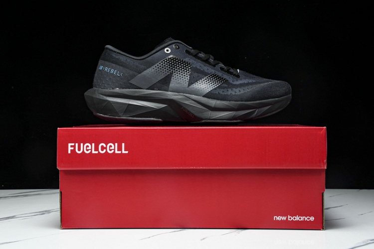  New Balance FuelCell Rebel V4 MFCXLB4 