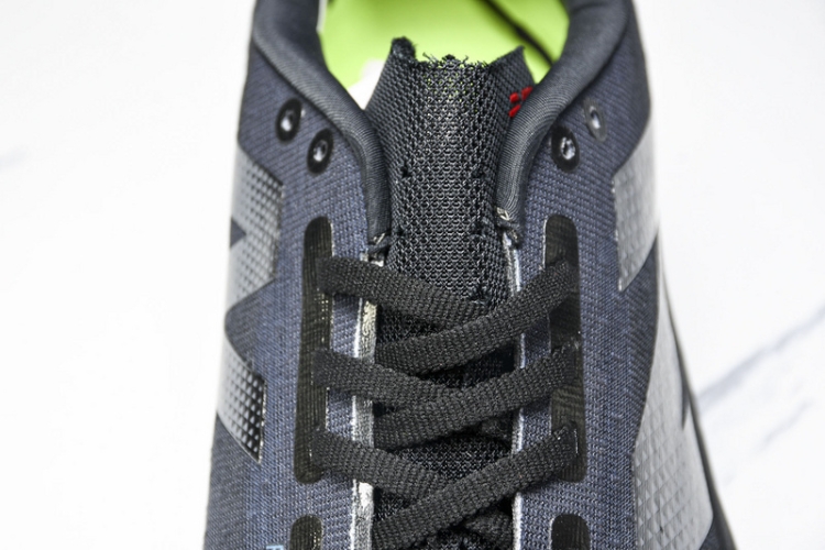  New Balance FuelCell Rebel V4 MFCXLB4 
