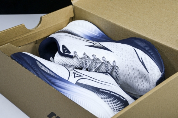 Mizuno Astro Plus D1GH240103 