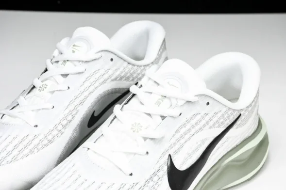 Nike Journey Run FN0228-102 