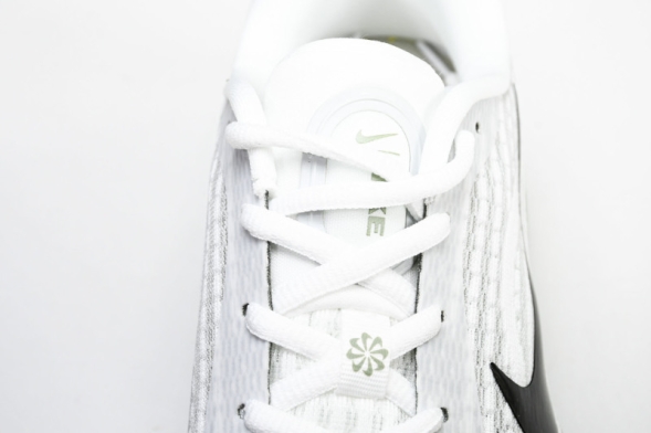 Nike Journey Run FN0228-102 