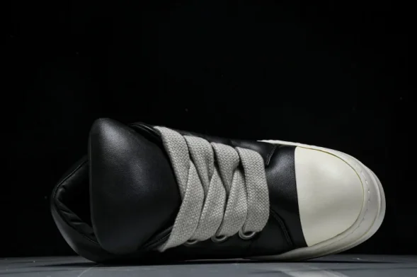 Rick Owens jumbo Lace Padded Low Sneaks RU02C7893 LLPW2 