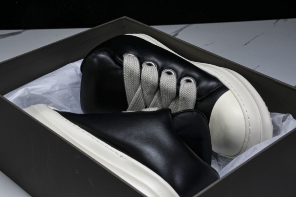 Rick Owens jumbo Lace Padded Low Sneaks RU02C7893 LLPW2 