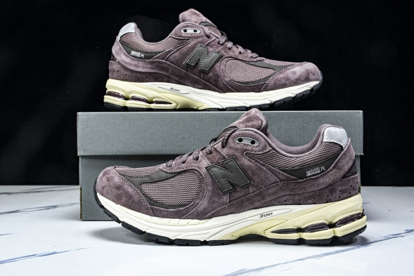 New Balance 2002R M2002RCD 