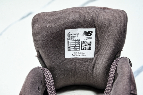 New Balance 2002R M2002RCD 