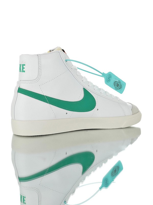 ​​Nike Blazer Mid 