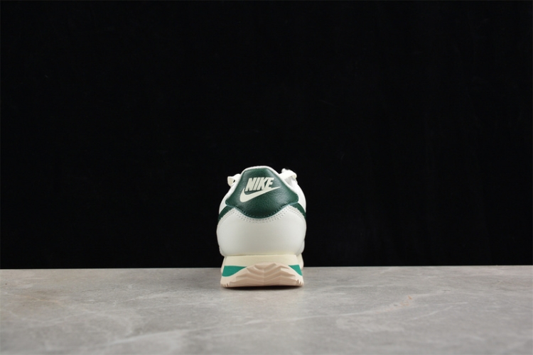  Nike Cortez Classic Leather DN1791-101