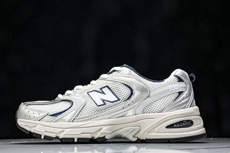  New Balance 530 MR530KA