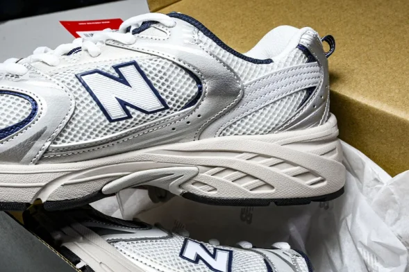 New Balance 530 MR530KA 