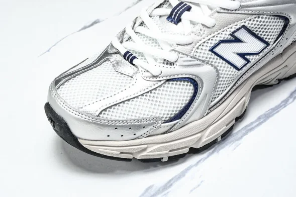 New Balance 530 MR530KA 