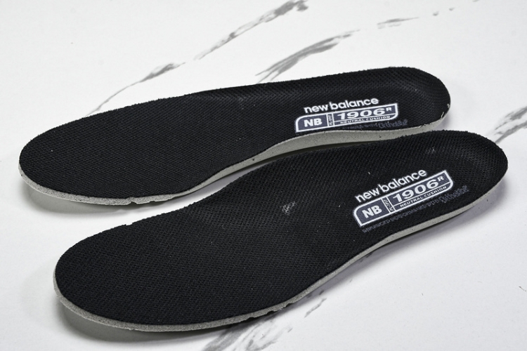  New Balance 1906 M1906RLB 