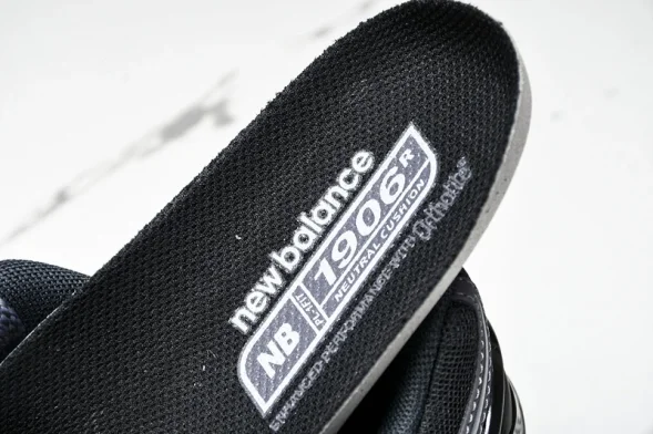 New Balance 1906 M1906RLB  