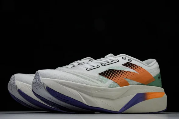 New Balance FuelCell Rebel V4 MFCPZSX 