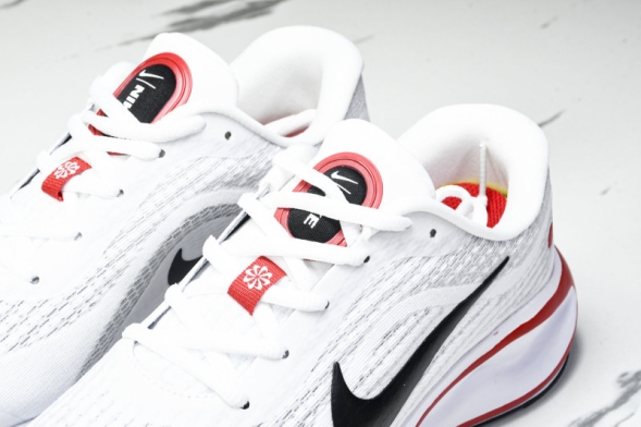 Nike Journey Run FN0228 103 