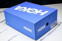 HOKA Bondi 8 1155391 UBR