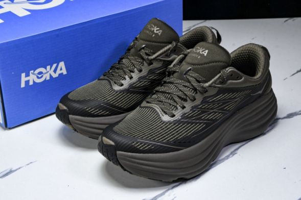 HOKA Bondi 8 1155391 UBR 