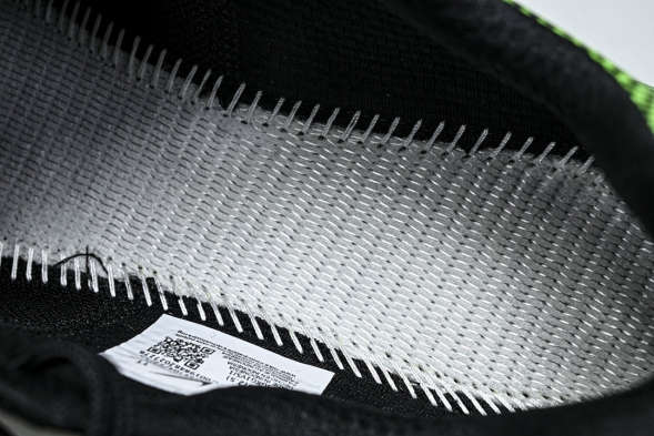 Nike Air Max Phoenix FZ5307-300 