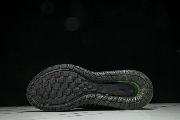 Nike Air Max Phoenix FZ5307-300 