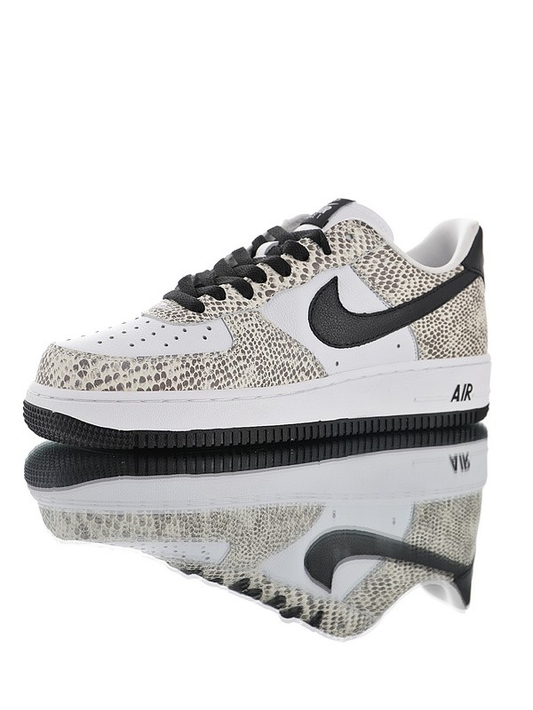 Nike Air Force 1 Low '07 LV8 “white blue-grey” 845053-104