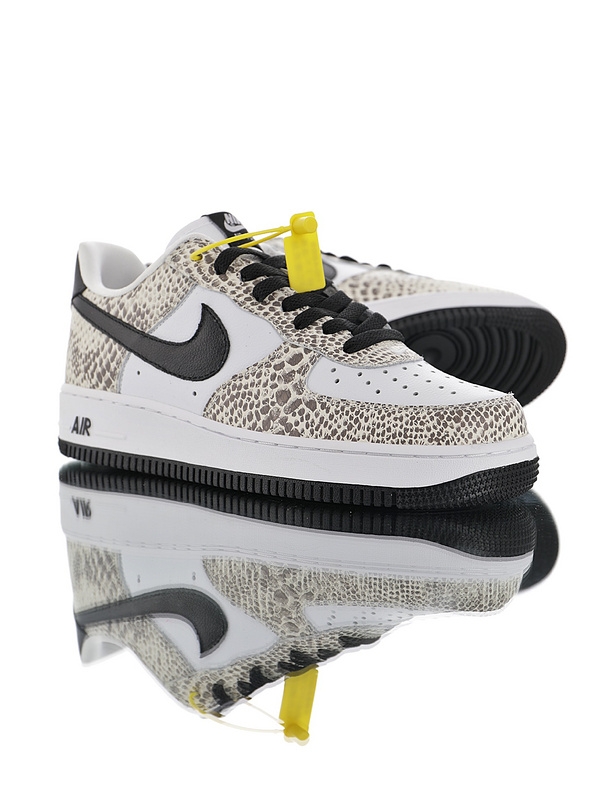 Nike Air Force 1 Low '07 LV8 “white blue-grey” 845053-104