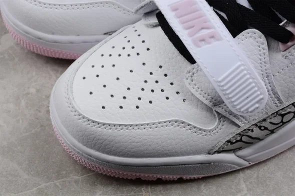 Nike Air Jordan Legacy 312 high. AT4040-106 