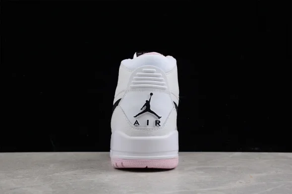 Nike Air Jordan Legacy 312 high. AT4040-106 