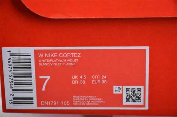 Nike Cortez Classic Leather DN1791-105 