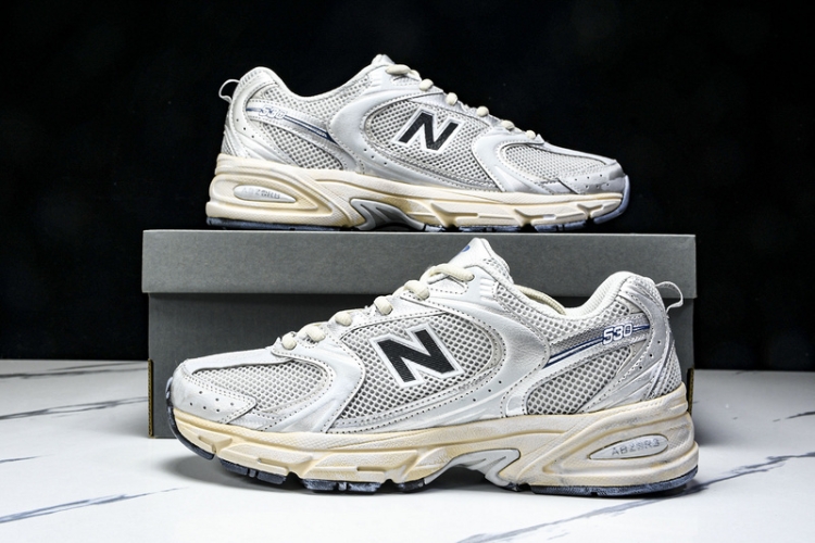  New Balance 530 MR530VS