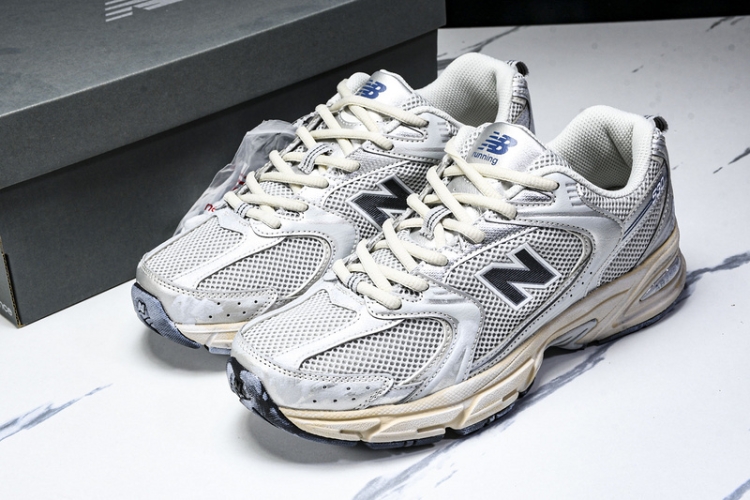  New Balance 530 MR530VS