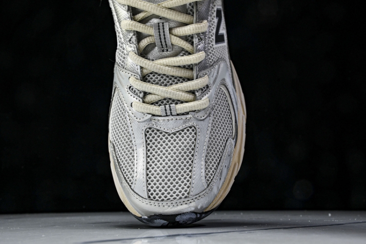  New Balance 530 MR530VS