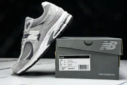 New Balance 2002R M2002RST