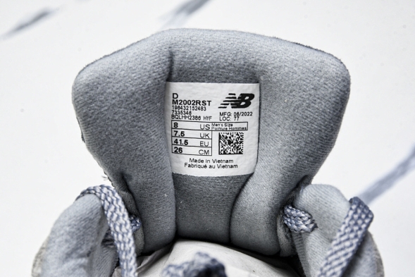 New Balance 2002R M2002RST  