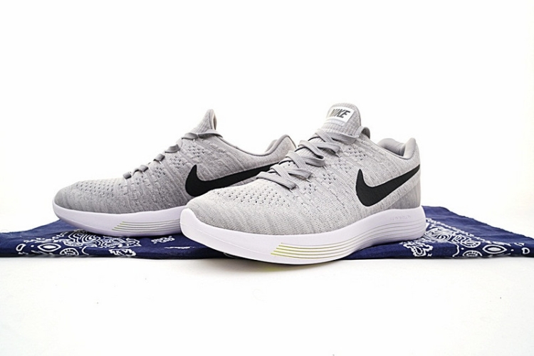 Nike LunarEpic Low Flyknit 2