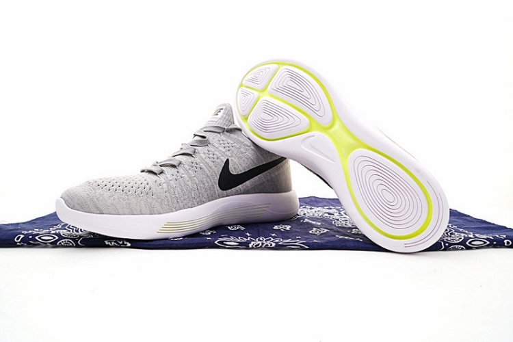 Nike LunarEpic Low Flyknit 2