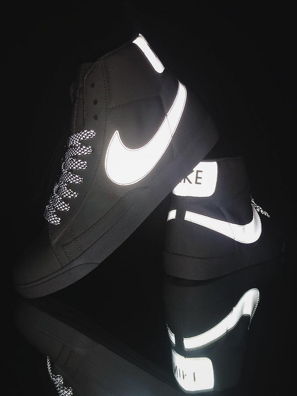 ​​Nike Blazer Mid CD8233-1