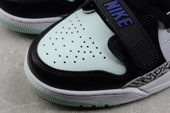 Nike Air Jordan Legacy 312 high. AV3922-013 