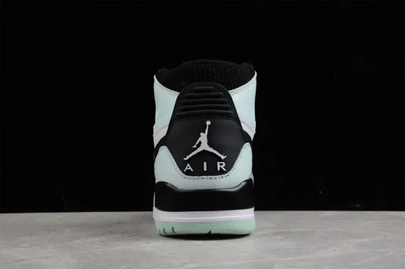 Nike Air Jordan Legacy 312 high. AV3922-013 
