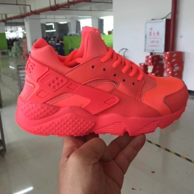 Nike Air Huarache LE 