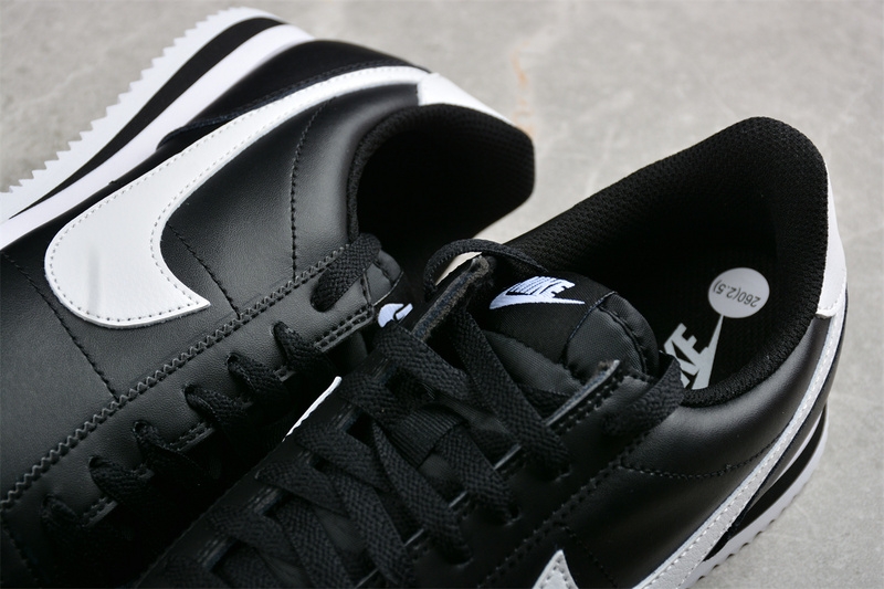 Nike cortez retro leather sales
